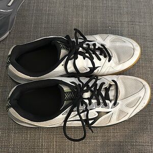 Mizuno Cyclone Speed 2 Volleyball Shoes.